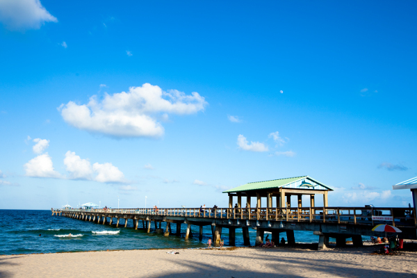 Pláž ve Fort Lauderdale, Florida